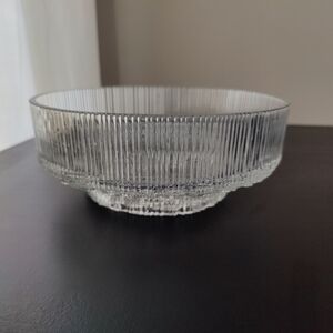 Ravenhead's Topaz | Clear Large Glass Bowl (Ice Look) c. 70s 🇬🇧